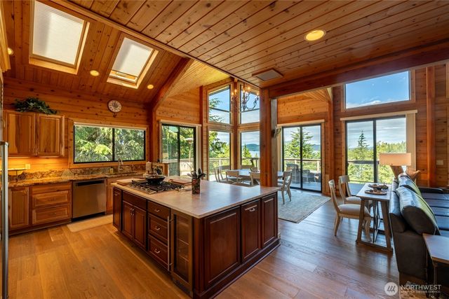 121 Marine Drive, Blakely Island, WA 98222