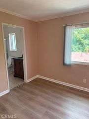 17102 Oak Lane 4, Huntington Beach, CA 92647