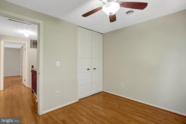 2920 MONTAUK CT, Falls Church, VA 22042