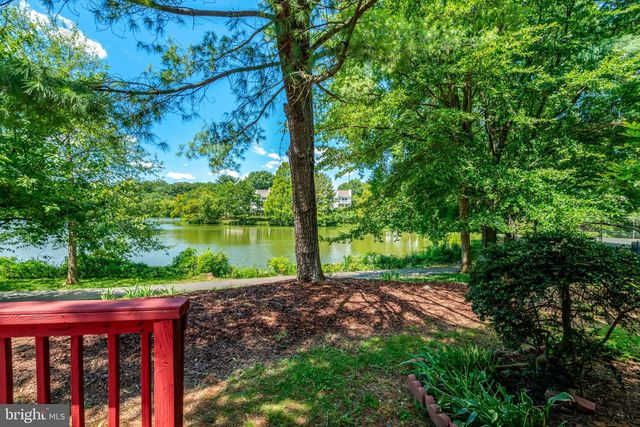 2920 MONTAUK CT, Falls Church, VA 22042