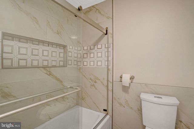 2920 MONTAUK CT, Falls Church, VA 22042