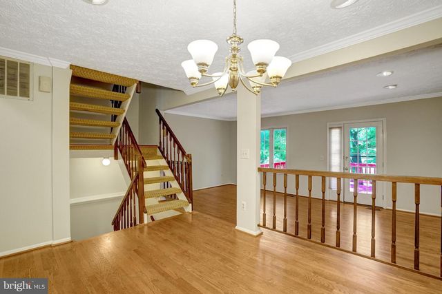 2920 MONTAUK CT, Falls Church, VA 22042