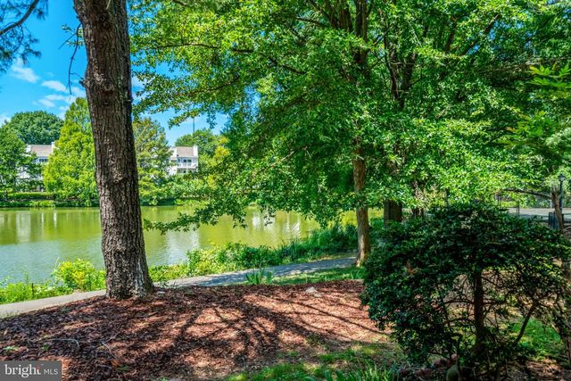 2920 MONTAUK CT, Falls Church, VA 22042