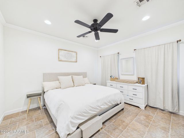 1131 Highway 103, Opelousas, LA 70570