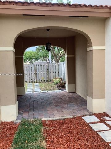 8879 SW 227th Ter, Cutler Bay, FL 33190