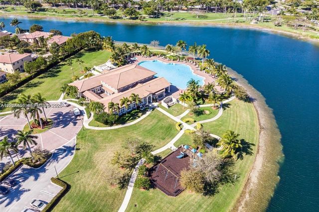 8879 SW 227th Ter, Cutler Bay, FL 33190