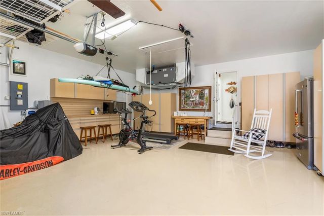 11768 Lady Anne CIR, Cape Coral, FL 33991