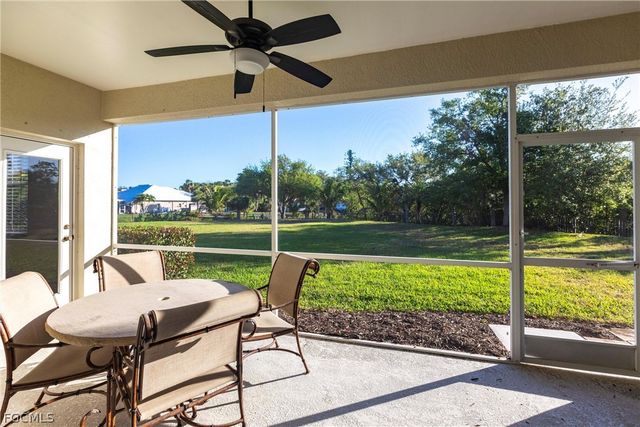 9282 Palm Island CIR, North Fort Myers, FL 33903