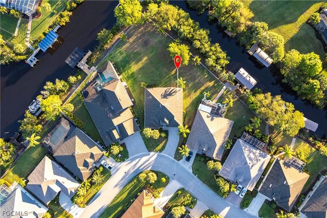 9282 Palm Island CIR, North Fort Myers, FL 33903