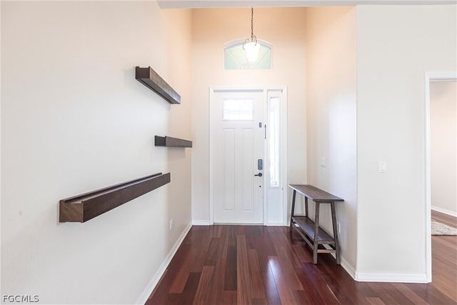 9282 Palm Island CIR, North Fort Myers, FL 33903