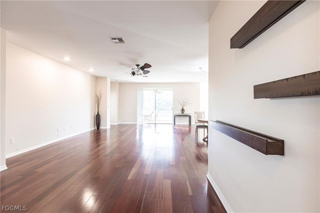 9282 Palm Island CIR, North Fort Myers, FL 33903