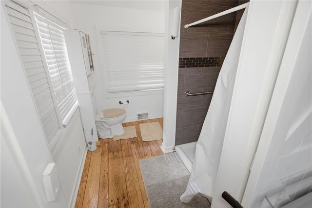 780 Genesee Park Boulevard, Rochester, NY 14619