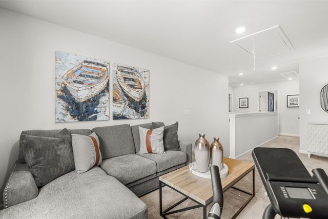 1725 Manuka Lane, Columbia, TN 38401