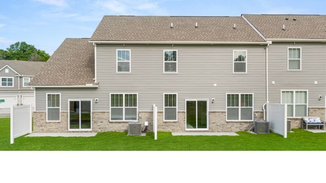 1725 Manuka Lane, Columbia, TN 38401