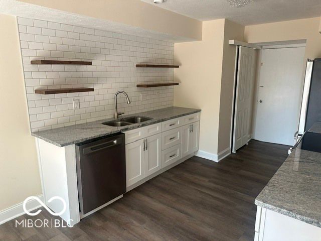 4770 Pennington, Indianapolis, IN 46254
