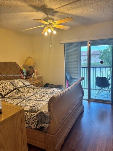 1301 SW 134th Way 307B, Pembroke Pines, FL 33027