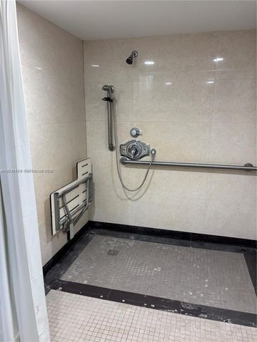 1301 SW 134th Way 307B, Pembroke Pines, FL 33027