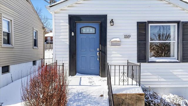 1519 Sanford Avenue, St Louis, MO 63139