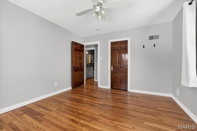 1519 Sanford Avenue, St Louis, MO 63139