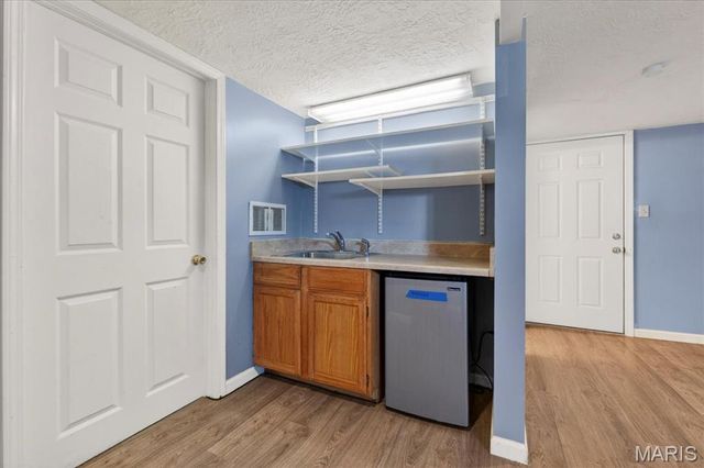 1519 Sanford Avenue, St Louis, MO 63139