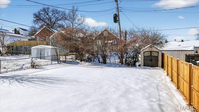 1519 Sanford Avenue, St Louis, MO 63139