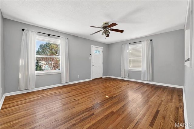 1519 Sanford Avenue, St Louis, MO 63139