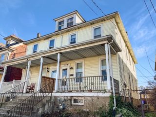 364 Thomas St, Phillipsburg Town, NJ 08865