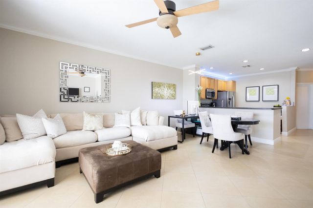 8115 Bellagio Lane, Boynton Beach, FL 33472