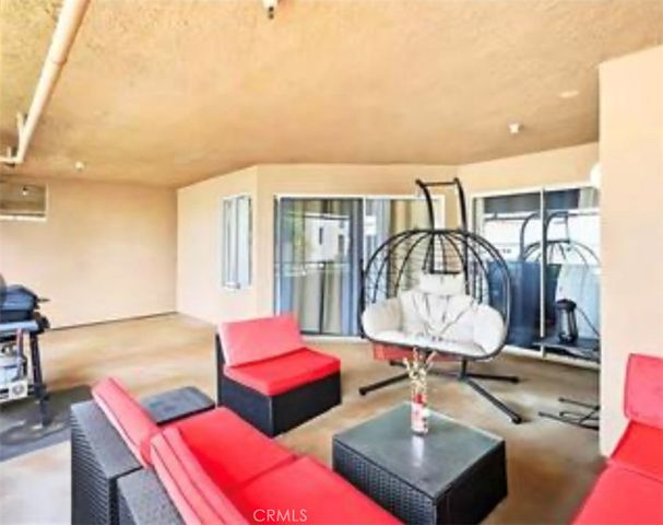 1200 Pacific Coast Highway 102, Huntington Beach, CA 92648