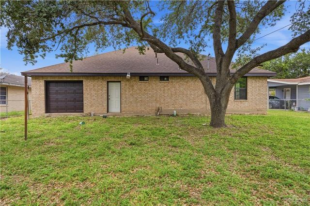 211 W Eller Avenue, Pharr, TX 78577