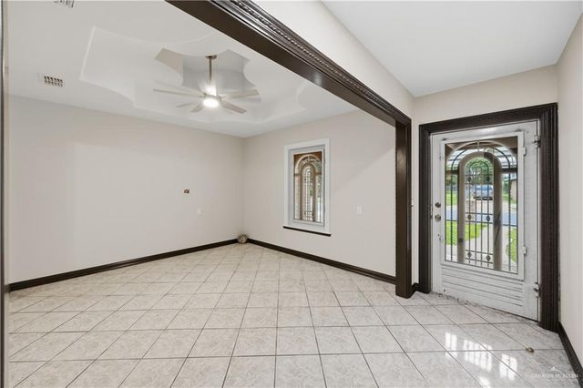 211 W Eller Avenue, Pharr, TX 78577