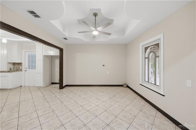 211 W Eller Avenue, Pharr, TX 78577