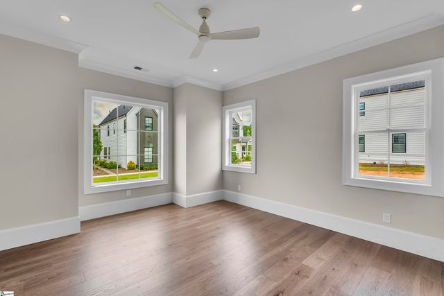6 Wimbledon Road, Piedmont, SC 29673