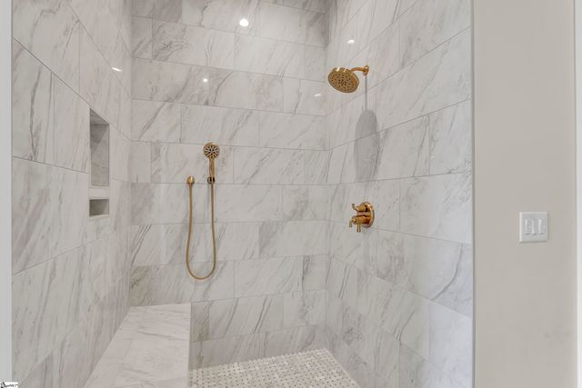 6 Wimbledon Road, Piedmont, SC 29673