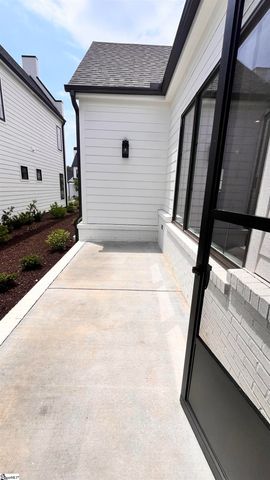6 Wimbledon Road, Piedmont, SC 29673