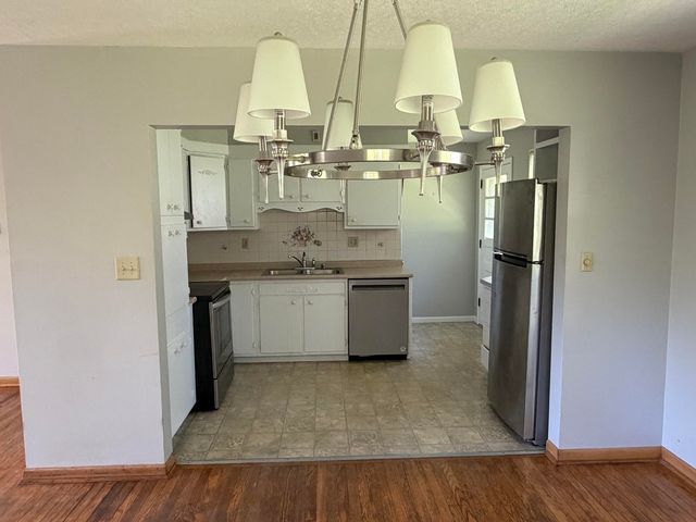 207 Savoy Avenue, Highland Heights, KY 41076