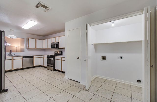3618 Teakwood Lane, Pearland, TX 77584