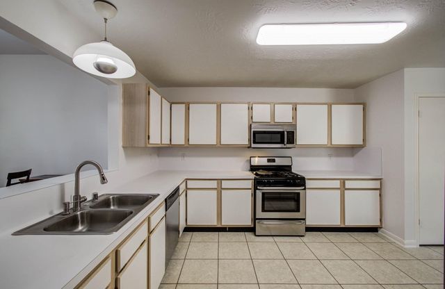 3618 Teakwood Lane, Pearland, TX 77584