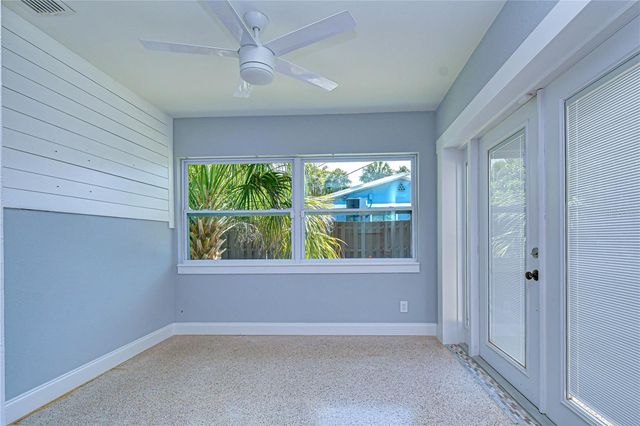 5614 30TH AVENUE S, Gulfport, FL 33707