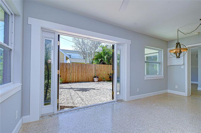 5614 30TH AVENUE S, Gulfport, FL 33707