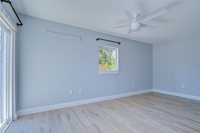 5614 30TH AVENUE S, Gulfport, FL 33707