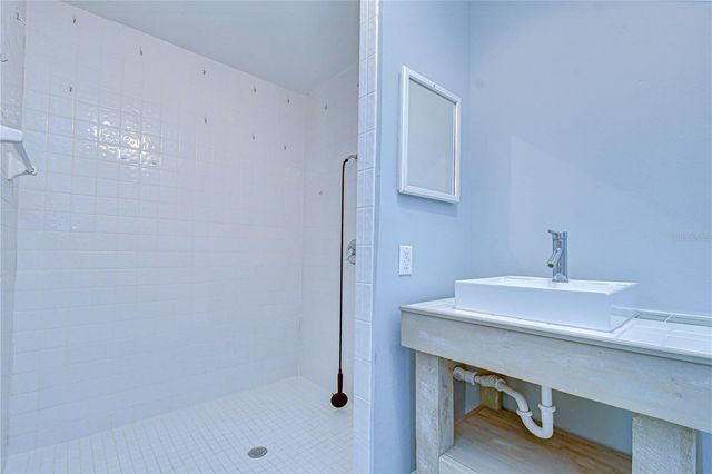 5614 30TH AVENUE S, Gulfport, FL 33707