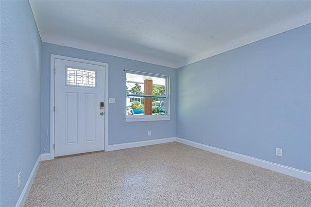 5614 30TH AVENUE S, Gulfport, FL 33707