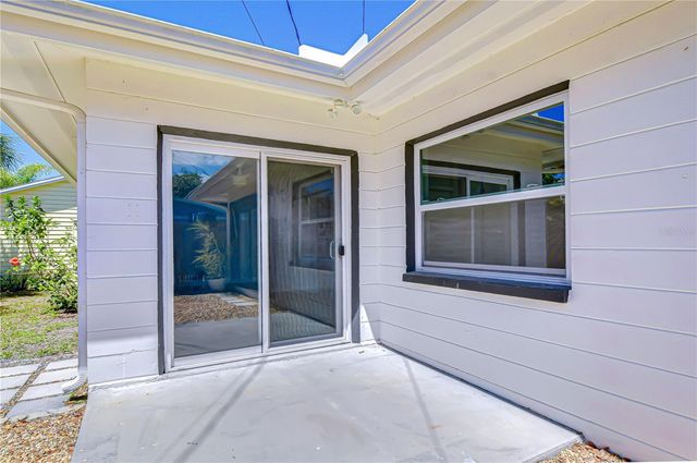 5614 30TH AVENUE S, Gulfport, FL 33707