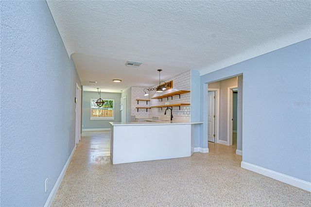 5614 30TH AVENUE S, Gulfport, FL 33707