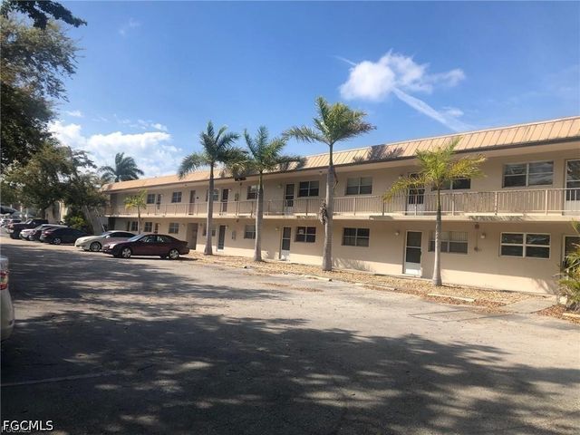 1560 Colonial BLVD 136, Fort Myers, FL 33907