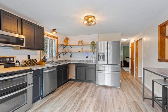 6 Pulaski Drive, Fremont, NH 03044