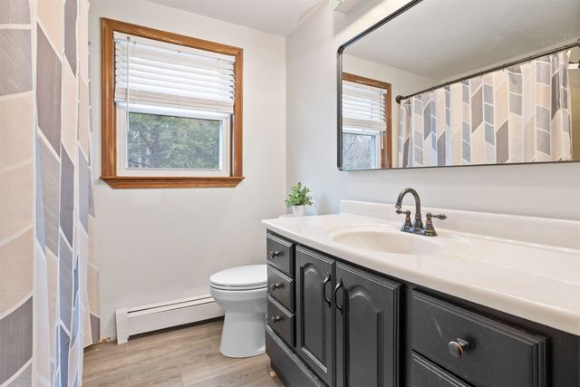 6 Pulaski Drive, Fremont, NH 03044