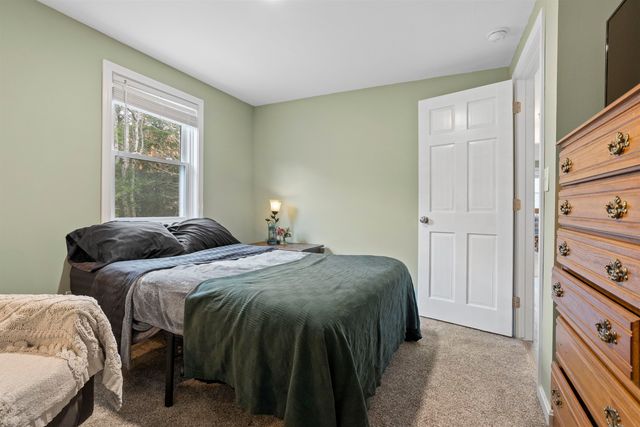 6 Pulaski Drive, Fremont, NH 03044