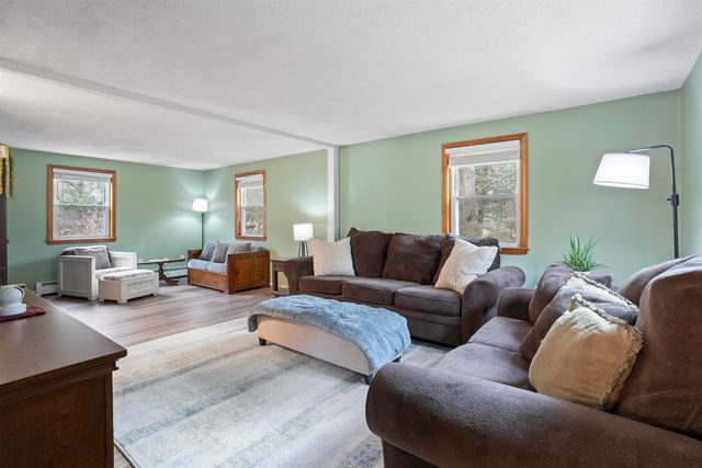 6 Pulaski Drive, Fremont, NH 03044